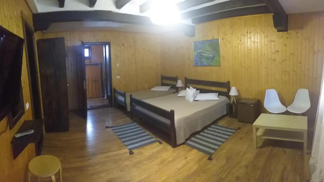 Hotel Dumbrava Soarelui Braşov Esterno foto